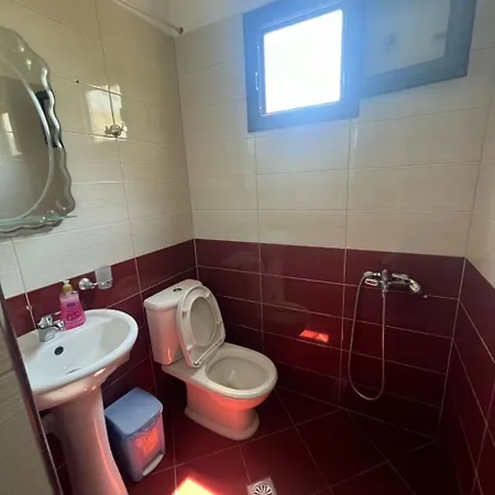 E&j Guest house